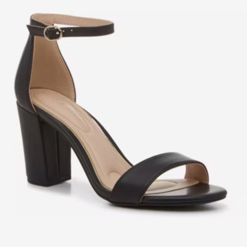 Kelly & Katie Hailee  Elegant Black Ankle Strap Sandals Heels  8.5